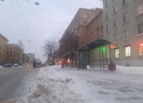 Общественный транспорт в Санкт-Петербурге становится труднодоступным из-за некачественной уборки снега