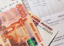 «Конские платежи»: жители Петербурга раскритиковали Смольный за комиссию при оплате счетов за ЖКХ